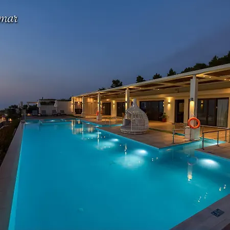 Lamar Private Luxury *