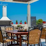 Lamar Private Luxury Villa