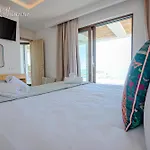 Villa Lamar Private Luxury *