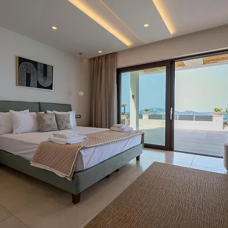 Lamar Private Luxury Villa