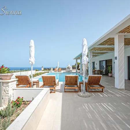 Lamar Private Luxury *