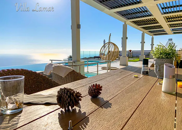 Lamar Private Luxury Villa Marathiás