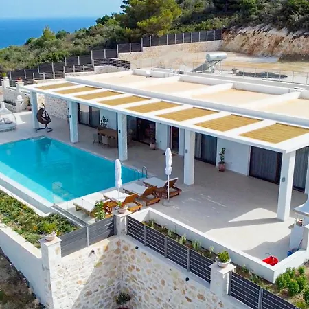 Lamar Private Luxury * Marathiás