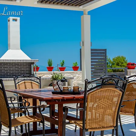 Lamar Private Luxury Villa